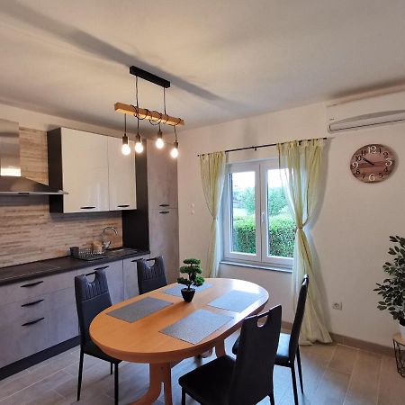 Apartments Jurandvor Baška Eksteriør bilde