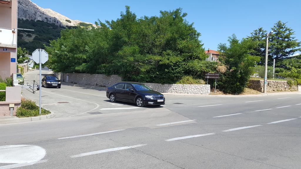 Apartments Jurandvor Baška Eksteriør bilde