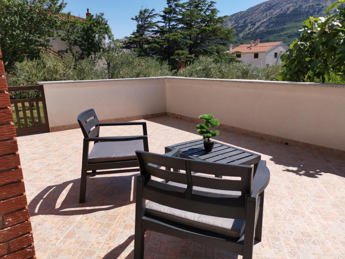 Apartments Jurandvor Baška Eksteriør bilde